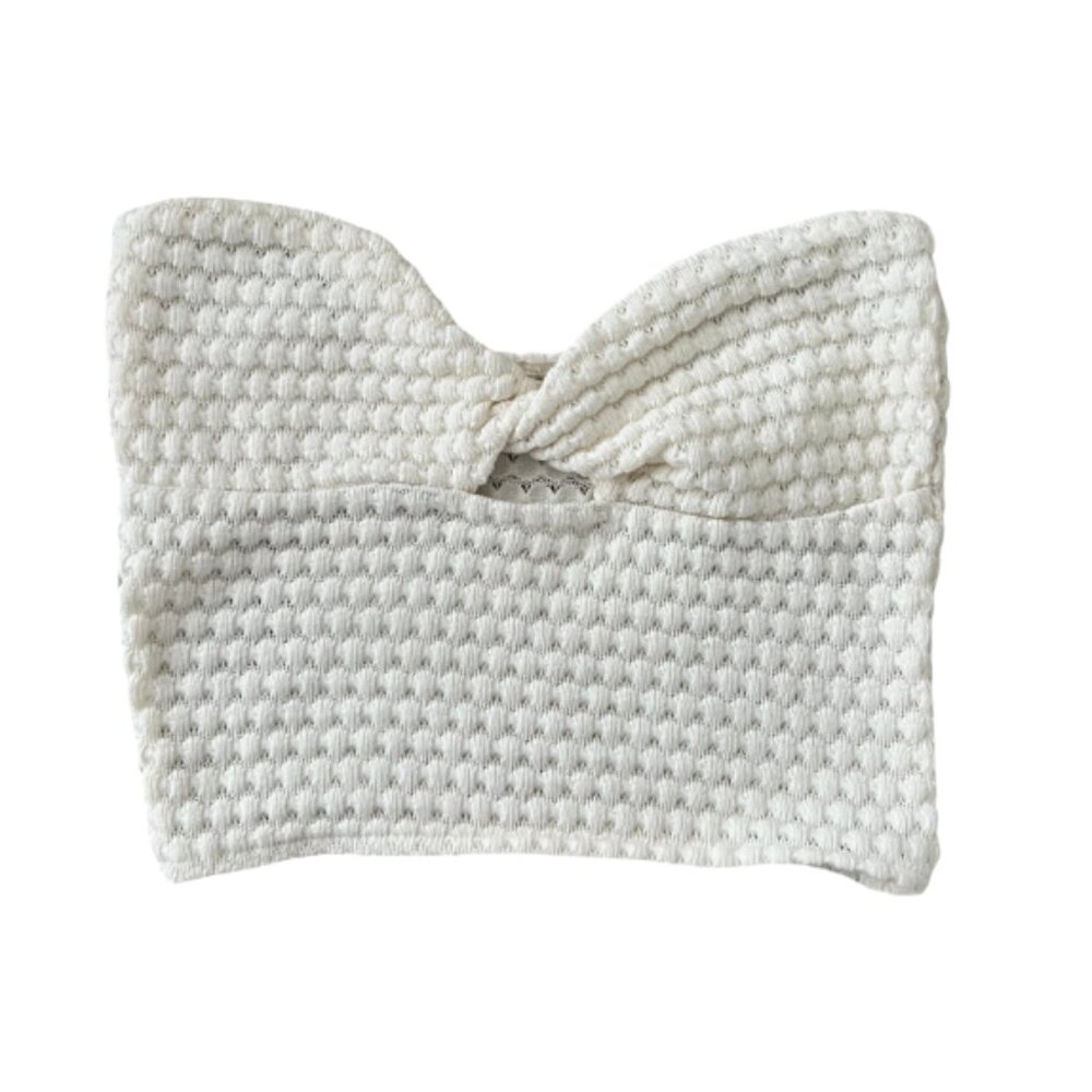 Pull&Bear Women's Textured Cream Tube Top with Keyhole Cutout